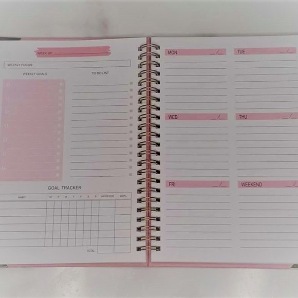 52-Week Power Planners in Pink with Gold Finishing or Blue with Silver Finishing - Picture 5 of 5